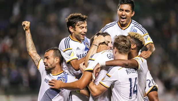 這些新星在 這些新星在